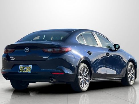 Used 2021 MAZDA MAZDA3 s image 4