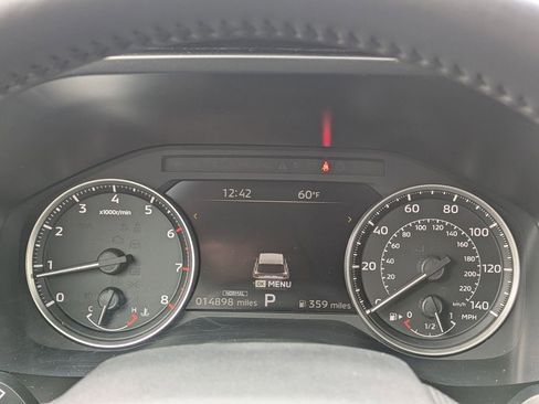 Used 2025 Mitsubishi Outlander SE image 15