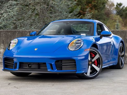 Certified 2025 Porsche 911 Carrera S RWD image 1