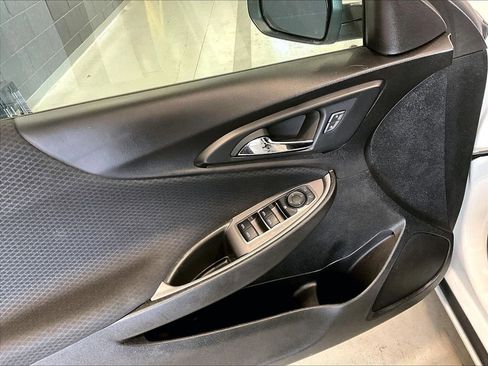 Used 2025 Chevrolet Malibu RS image 11