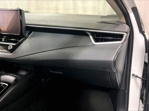 Certified 2023 Toyota Corolla LE image 13