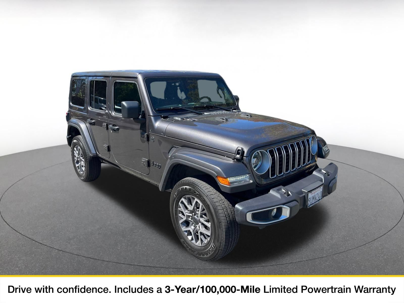 Used 2025 Jeep Wrangler Unlimited Sahara AWD/4WD image 1