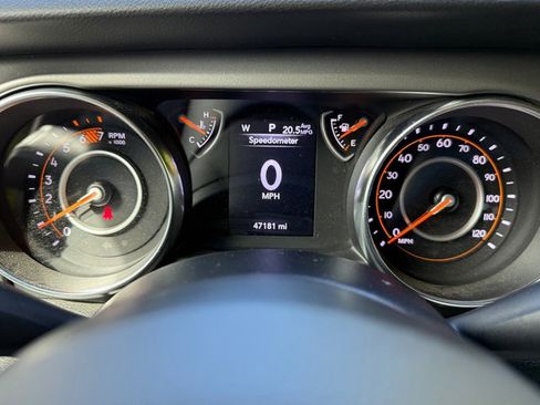 Used 2022 Jeep Wrangler Unlimited Sport image 24