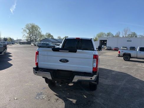 Used 2019 Ford F250 Lariat w/ Chrome Package image 12