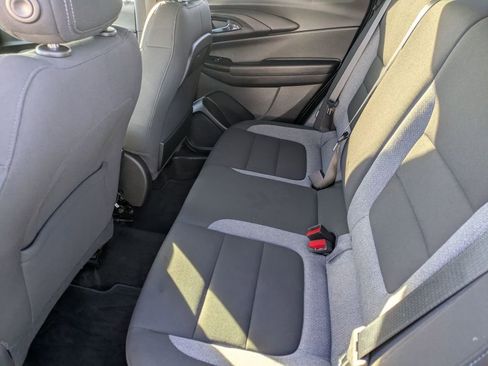 Used 2022 Chevrolet TrailBlazer LT image 21