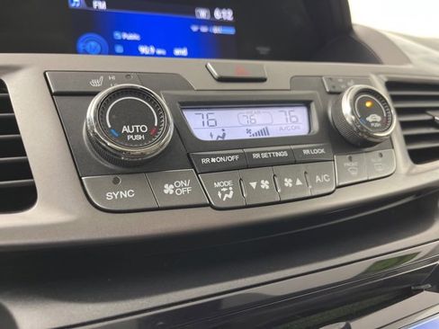 Used 2016 Honda Odyssey EX-L image 23