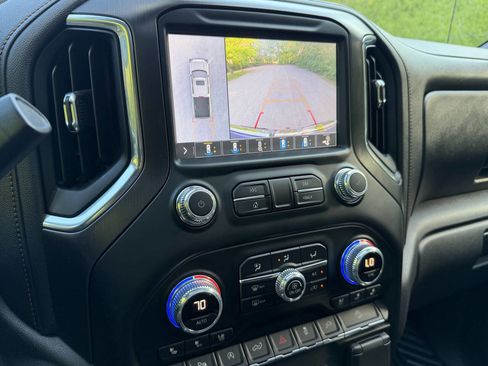 Used 2019 GMC Sierra 1500 AT4 w/ AT4 Premium Package image 17