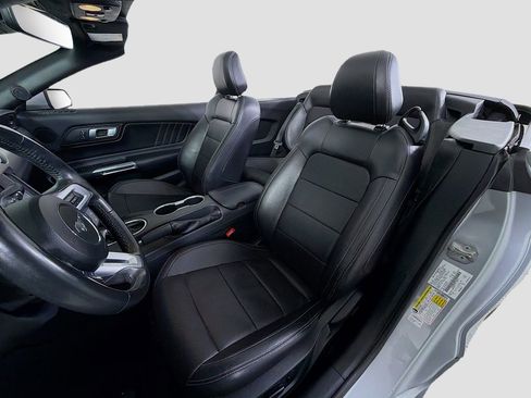 Used 2023 Ford Mustang Premium image 13