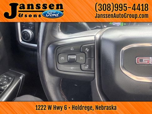 Used 2021 GMC Sierra 1500 AT4 w/ AT4 Value Package AWD/4WD image 22