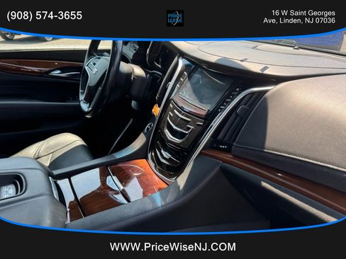 Used 2019 Cadillac Escalade ESV Premium Luxury image 20