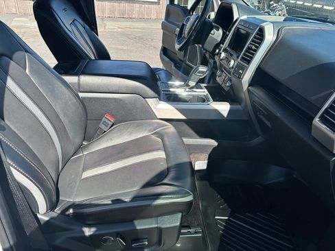 Used 2019 Ford F150 Platinum w/ Equipment Group 701A Luxury AWD/4WD image 13