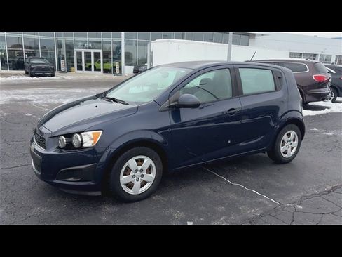 Certified 2015 Chevrolet Sonic LS image 4