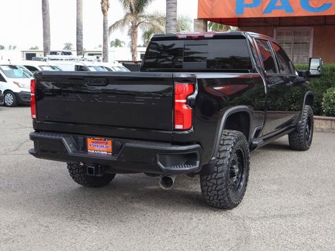 Used 2024 Chevrolet Silverado 2500 LTZ w/ LTZ Plus Package AWD/4WD image 10