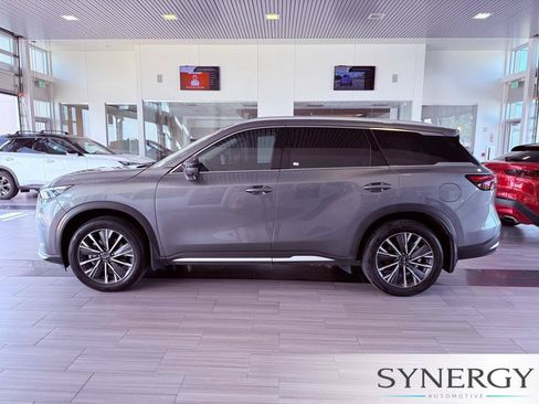 Used 2026 INFINITI QX60 Luxe FWD image 8