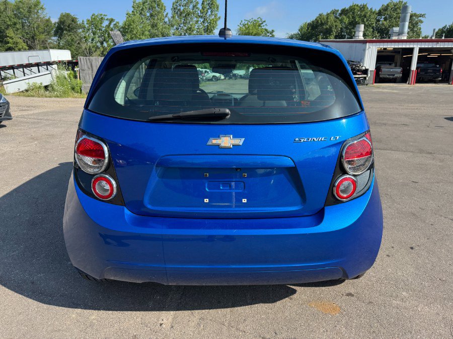 Used 2016 Chevrolet Sonic LT w/ Wheels and Fog Lamp Package FWD image 4