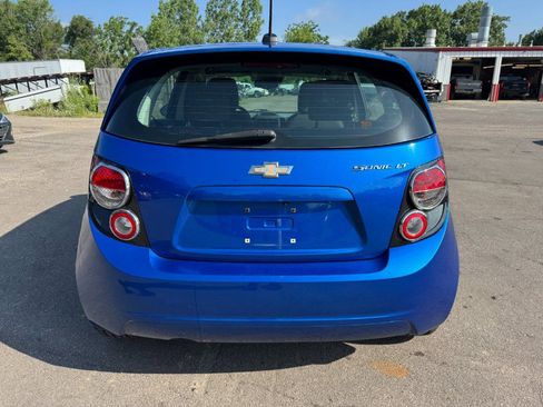 Used 2016 Chevrolet Sonic LT w/ Wheels and Fog Lamp Package FWD image 4
