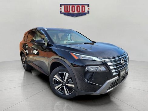 Used 2025 Nissan Rogue SL image 1