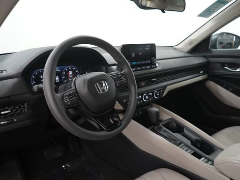 Used 2024 Honda Accord EX image 23