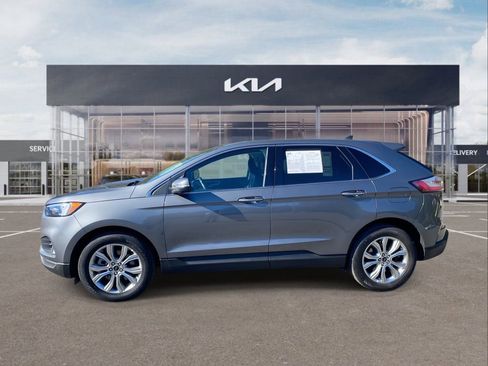 Used 2024 Ford Edge Titanium image 5