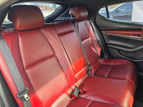 Used 2019 MAZDA MAZDA3 AWD Hatchback w/ Premium Pkg image 14