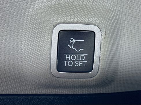 Used 2023 Jeep Grand Cherokee Limited w/ Trailer Tow Prep Group (B) image 30