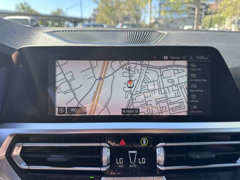 Used 2022 BMW 430i Coupe w/ M Sport Package image 21