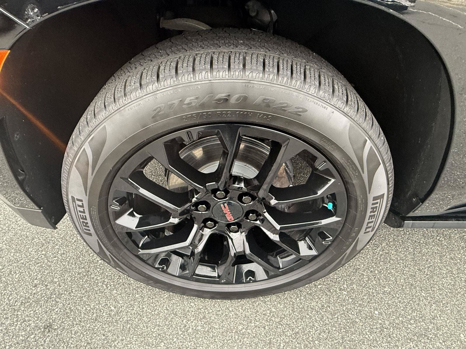 Used 2023 GMC Yukon Denali AWD/4WD image 6
