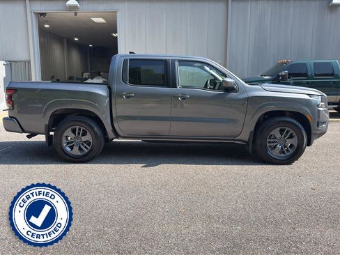 Certified 2025 Nissan Frontier SV RWD image 2