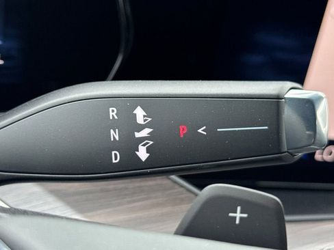 New 2026 Chevrolet Suburban Z71 AWD/4WD image 23