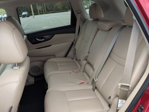 Certified 2019 Nissan Rogue SL w/ Premium Package image 14