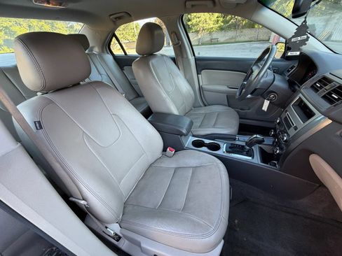 Used 2011 Ford Fusion SEL FWD image 20