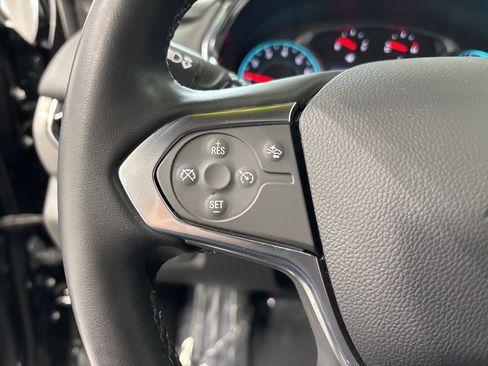 Used 2023 Chevrolet Traverse LT w/ Midnight/Sport Edition image 14