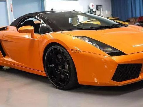 Used 2007 Lamborghini Gallardo Spyder AWD 2dr Convertible image 3