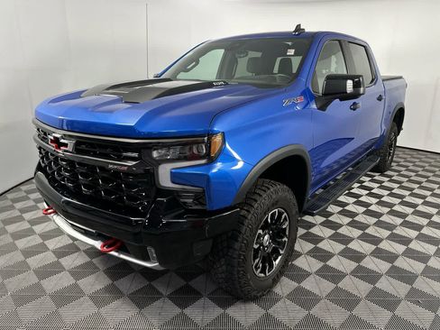 Used 2023 Chevrolet Silverado 1500 ZR2 w/ Technology Package AWD/4WD image 14