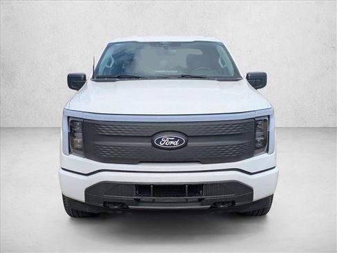 New 2025 Ford F150 Lightning XLT image 6