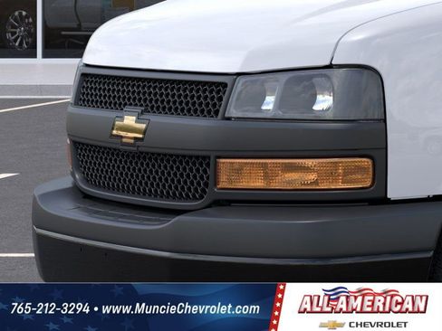 New 2026 Chevrolet Express 2500 Work Van w/ Driver Convenience Package image 13