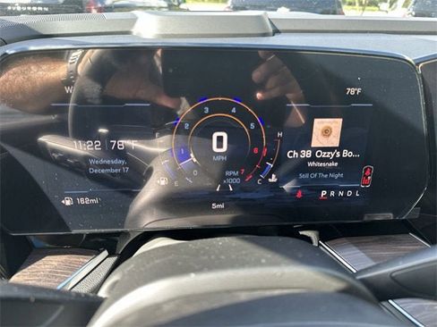 New 2026 Chevrolet Suburban LS image 10