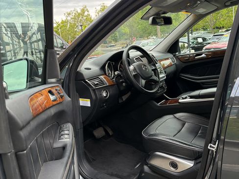 Used 2013 Mercedes-Benz GL 450 4MATIC image 5