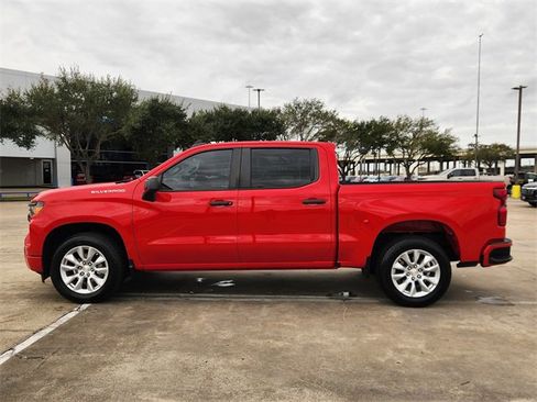 Used 2022 Chevrolet Silverado 1500 Custom image 4