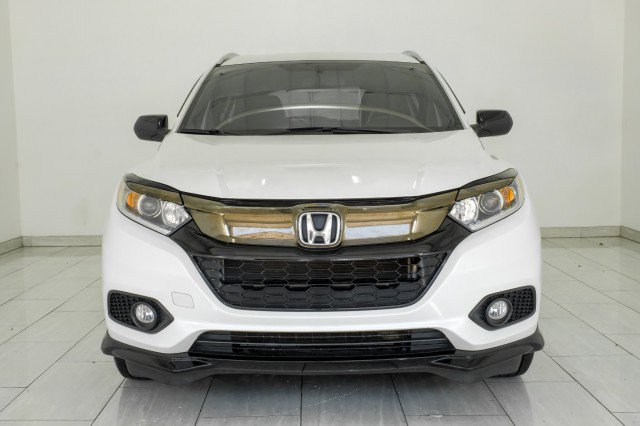 Used 2021 Honda HR-V Sport image 3