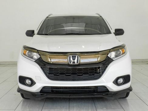 Used 2021 Honda HR-V Sport image 3