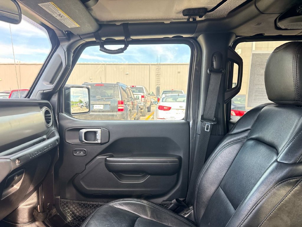 Used 2018 Jeep Wrangler Unlimited Sport S AWD/4WD image 20