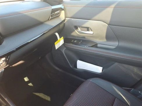 New 2026 Nissan Kicks SR image 24