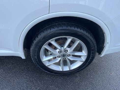 Used 2024 Dodge Durango GT image 34