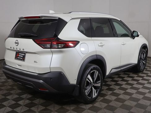 Used 2023 Nissan Rogue SL w/ SL Premium Package FWD image 12