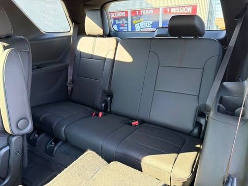 Certified 2023 Chevrolet Traverse RS AWD/4WD image 27