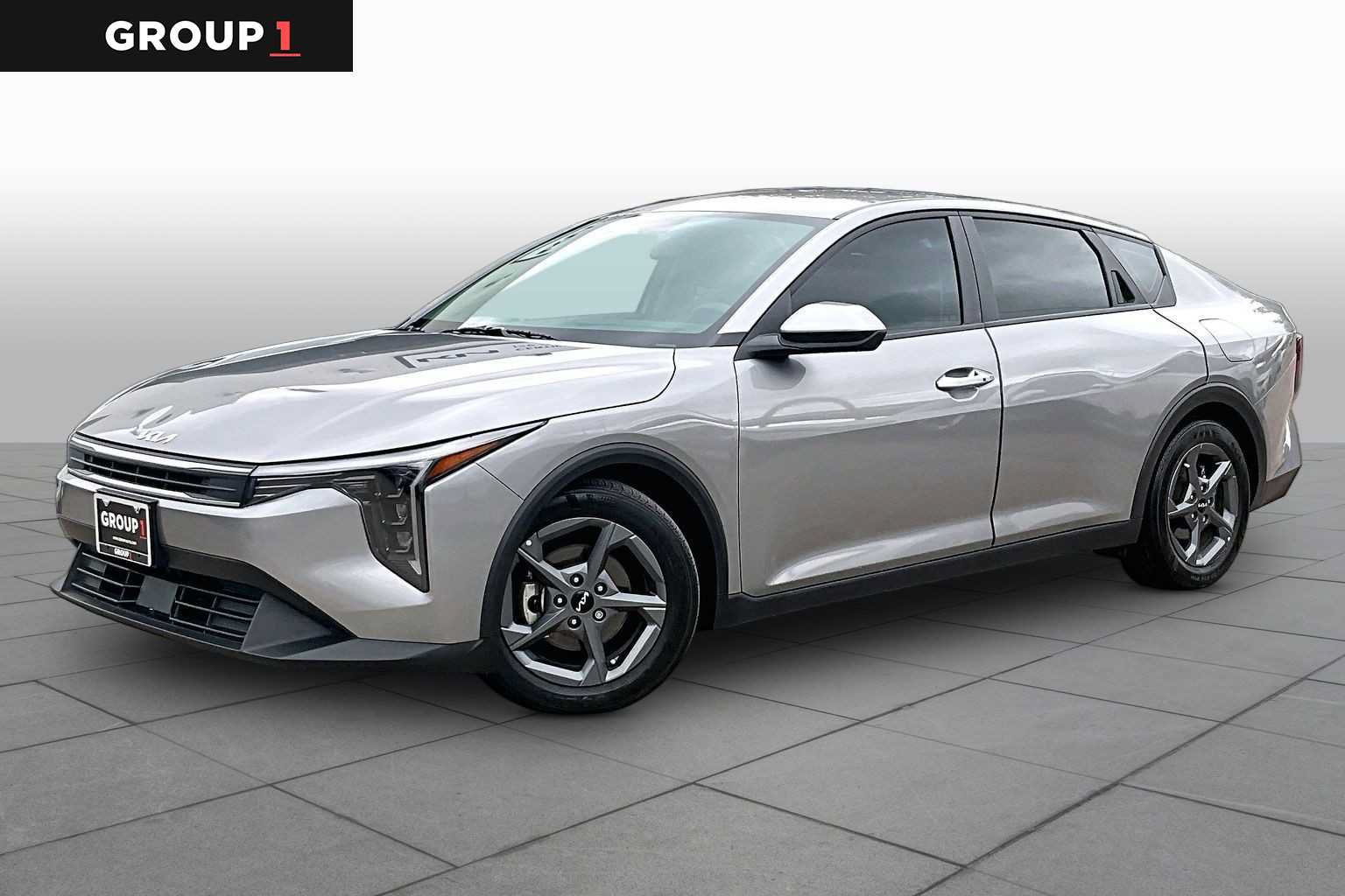 Used 2025 Kia K4 FWD image 1