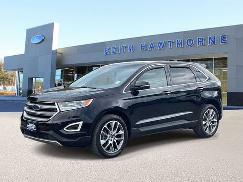 Certified 2017 Ford Edge Titanium w/ Technology Package FWD image 3
