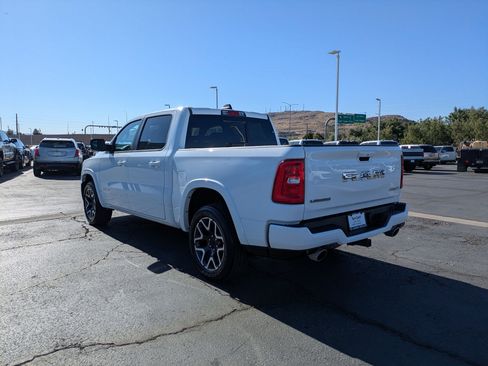 Used 2025 RAM 1500 Laramie w/ Sport Appearance Package AWD/4WD image 5