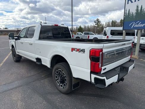 Used 2024 Ford F250 Platinum AWD/4WD image 3